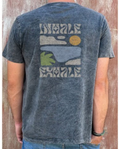 Camiseta Inhale