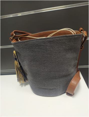 Bolso de hombro redondeado de Kbas