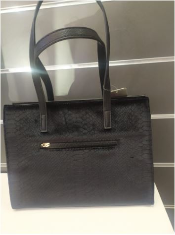 Bolso de hombro negro